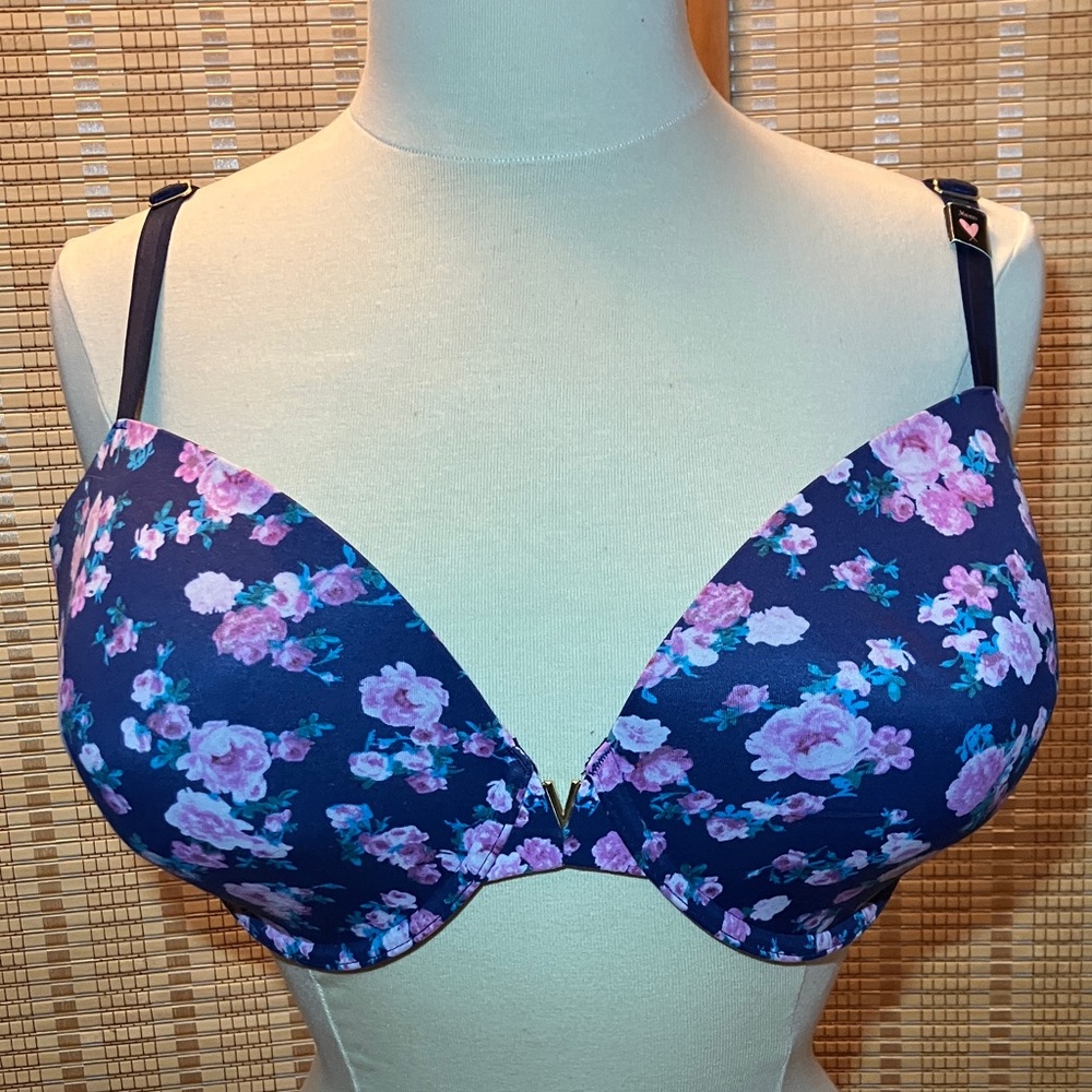 Victoria Secret Romantic Floral Print Bra
